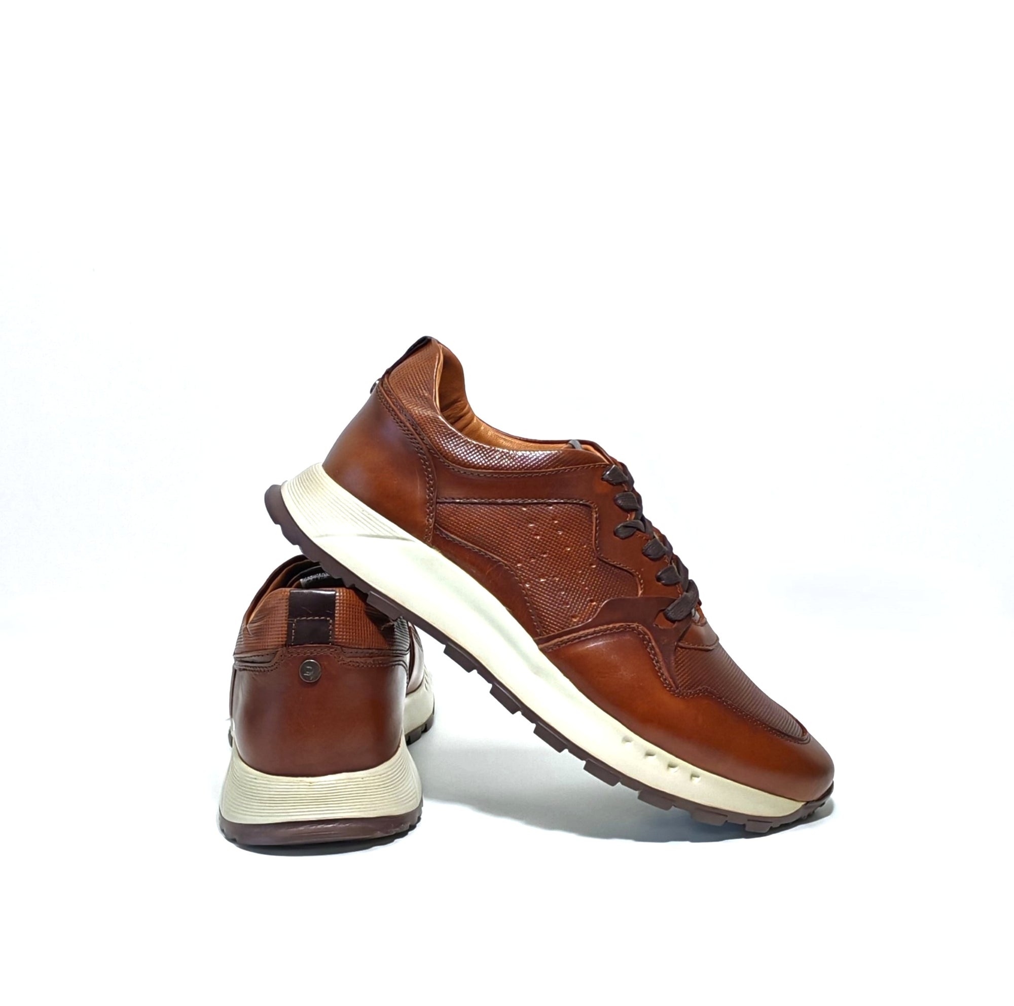 Zapatilla modelo Roble