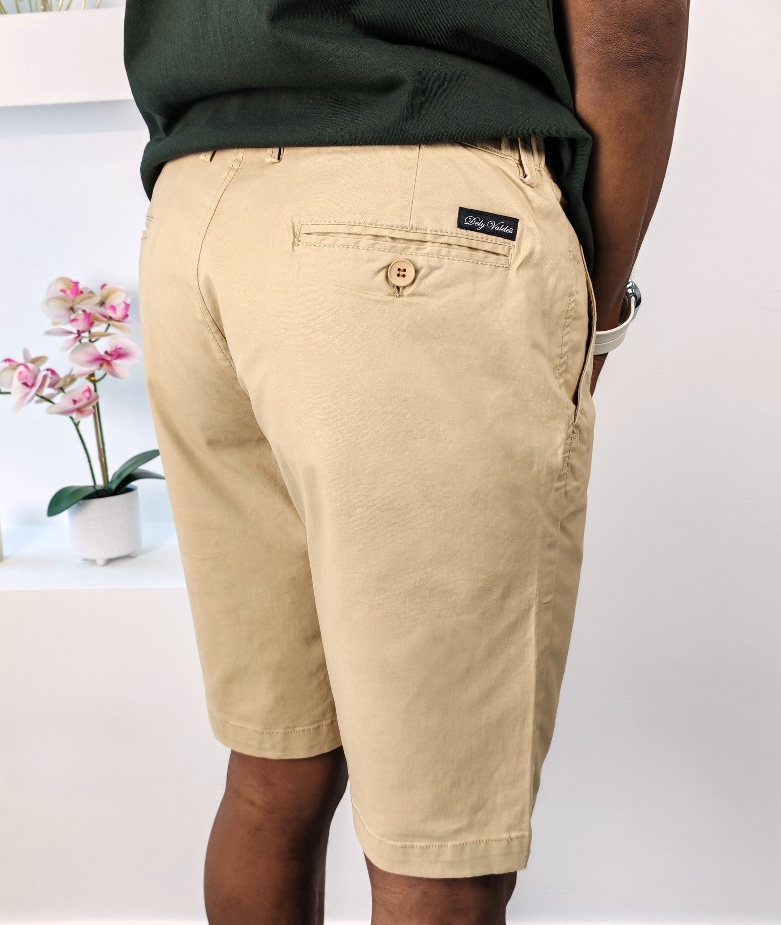 Bermuda de algodón color arena