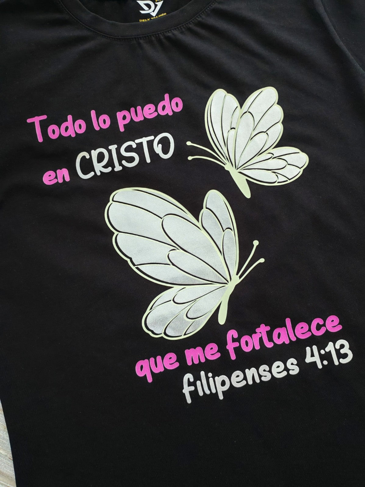Camiseta mariposas Isaías 4:13