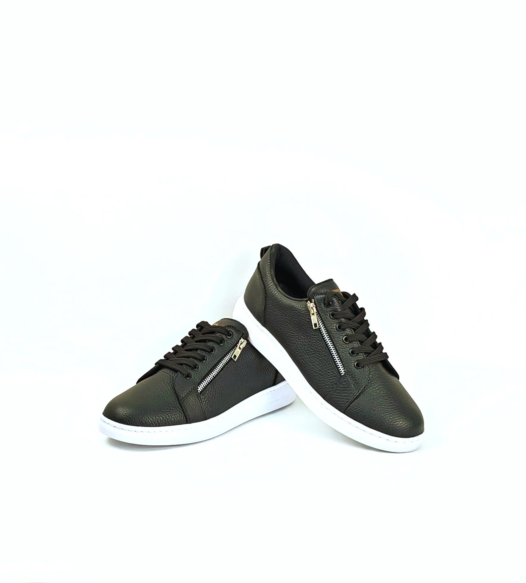 Zapatilla casual cremallera negra