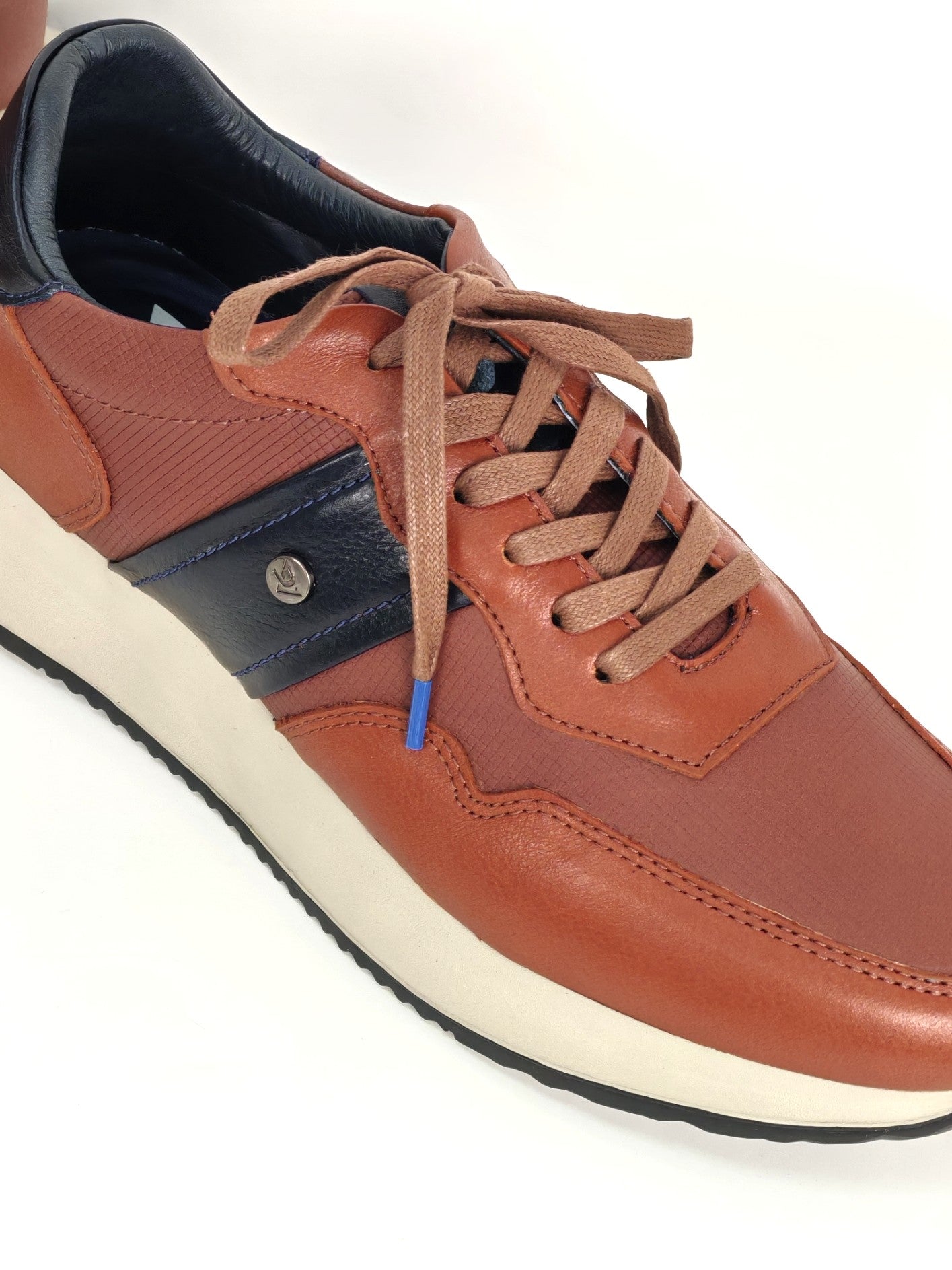 Zapatillas modelo Ámbar